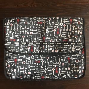 LeSport Sac- Laptop Bag.  Cute Key Design